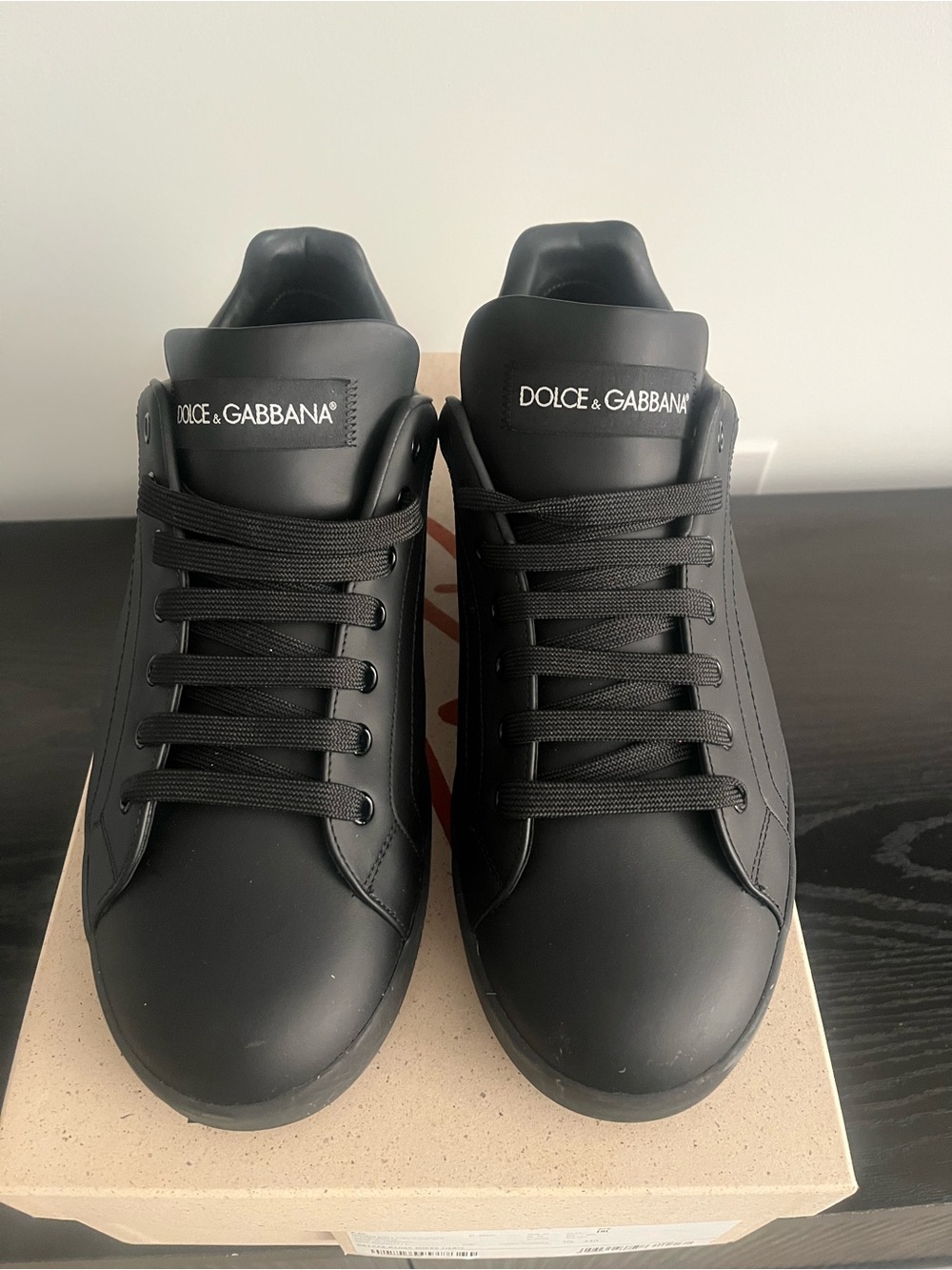 Dolce & Gabbana Black Leather Low-Top Lace-Up Sneakers